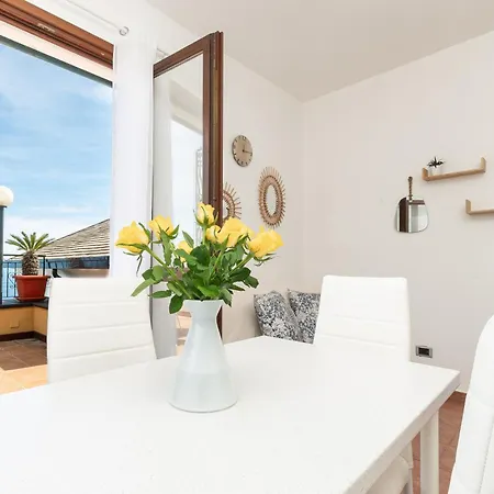 Dependance La Terrazza With Stunning Seaview *