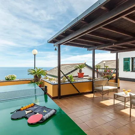 Dependance La Terrazza With Stunning Seaview アパート アレンツァーノ