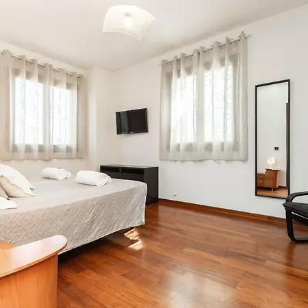 Dependance La Terrazza With Stunning Seaview Arenzano