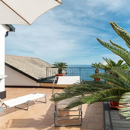 Apartment Dependance La Terrazza With Stunning Seaview *