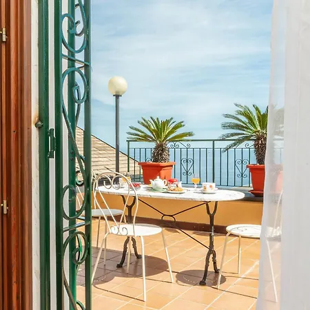 Dépendance La Terrazza With Stunning Seaview Apartamento *