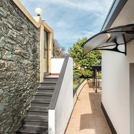 Dependance La Terrazza With Stunning Seaview